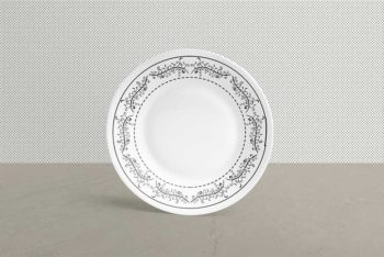 Free Ceramic Plate Mockup in PSD