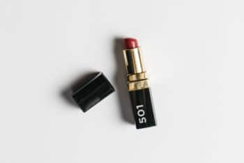 Free Customizable Lipstick Mockup in PSD