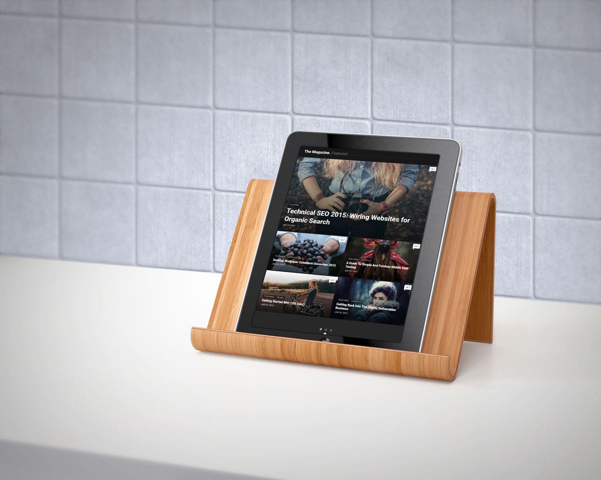 iPad Plus Wooden Stand