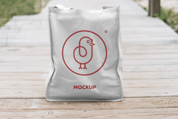 Canvas Bag PSD Mockup with User-friendly Features