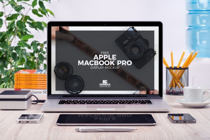 MacBook Pro Display Plus Accessories