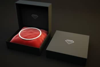 Free Elegant Jewelry Box Mockup in PSD